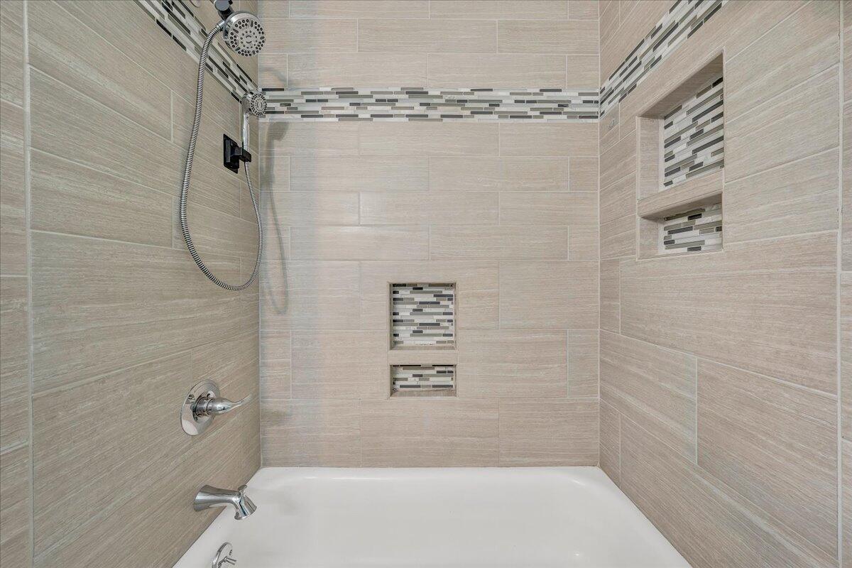 5331 Palm Valley Road Roanoke, VA 24019 - Photo 15 of 27 12-MIB08061