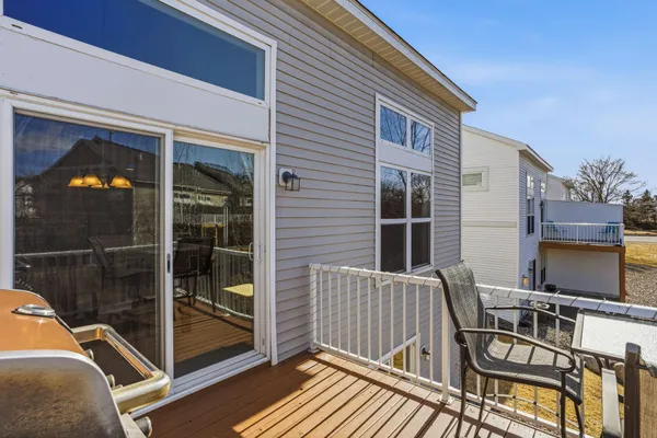 $299,900 | 15330 Freedom Drive North, Hugo, MN 55038