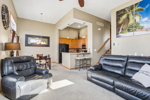 $299,900 | 15330 Freedom Drive North, Hugo, MN 55038