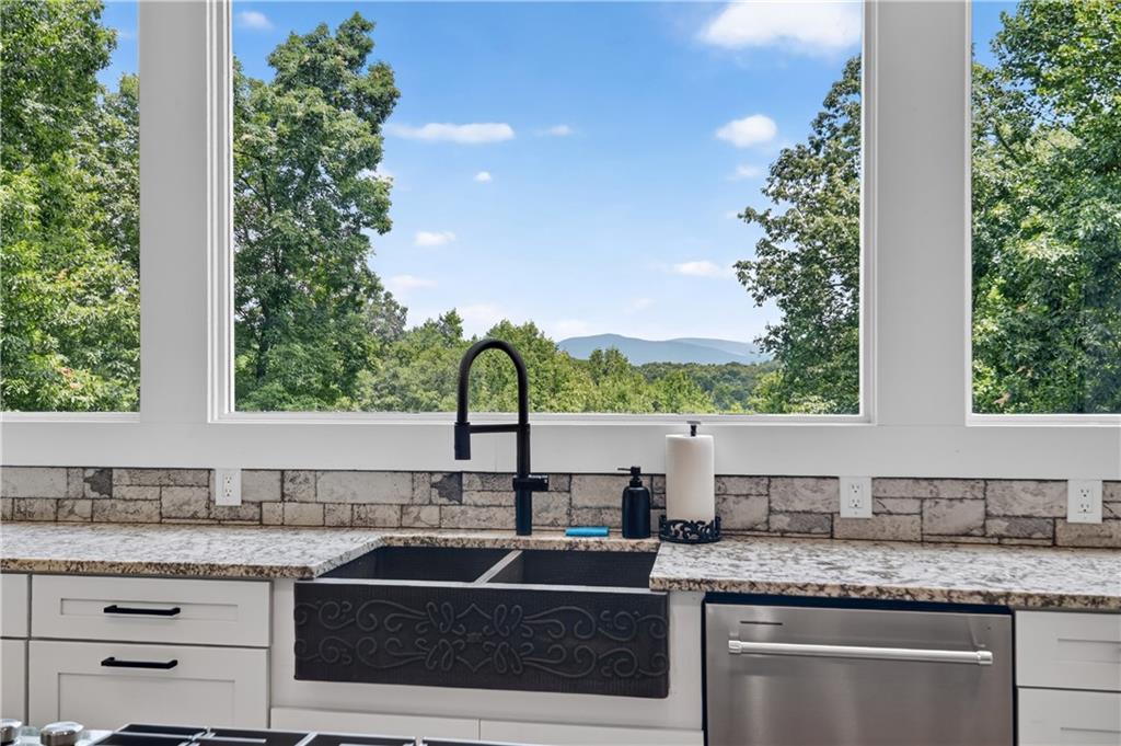 2086 Burnt Mountain Road Ellijay, GA 30536 - Photo 23 of 148