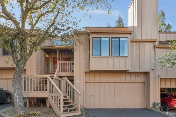 $899,000 | 72 Flicker Drive, Novato, CA 94949