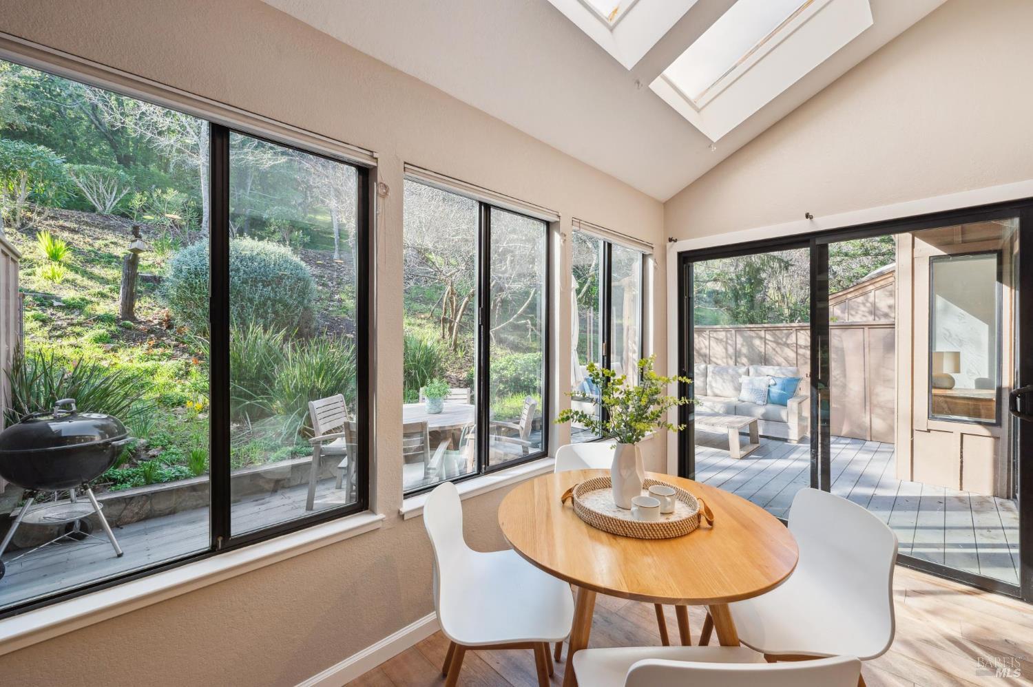 72 Flicker Drive Novato, CA 94949 - Photo 23 of 52