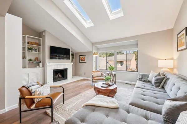 $899,000 | 72 Flicker Drive, Novato, CA 94949