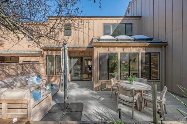 $899,000 | 72 Flicker Drive, Novato, CA 94949