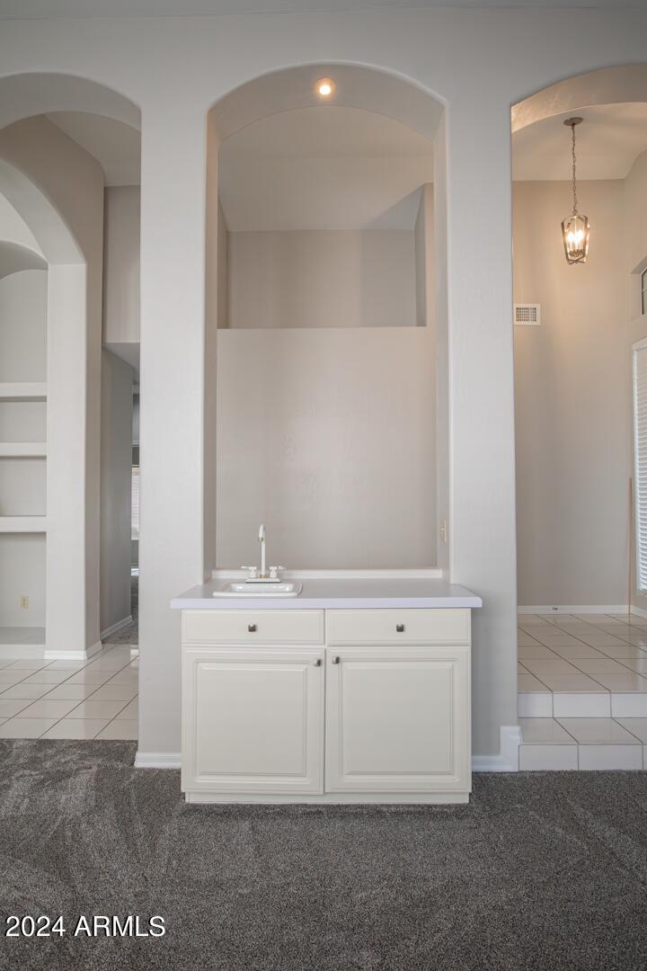 16051 South 24th Place Phoenix, AZ 85048 - Photo 10 of 42 a view of cabinets