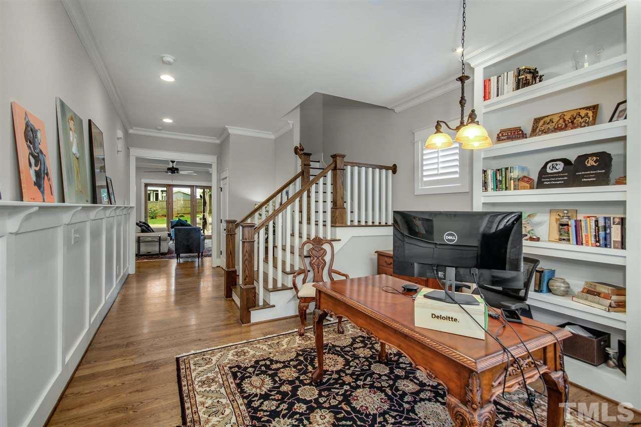 404 Glascock Street Raleigh, NC 27604 - Photo 4 of 30