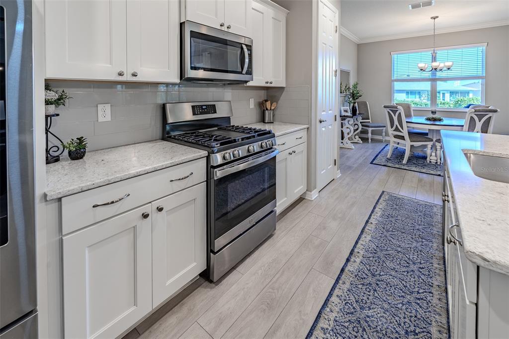 10517 Southwest 90th Street Road Ocala, FL 34481 - Photo 12 of 48