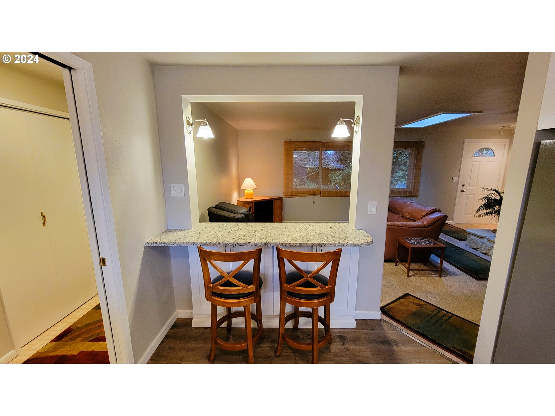 2564 Nova Street Springfield, OR 97477 - Photo 9 of 29 a living room with furniture and a mirror