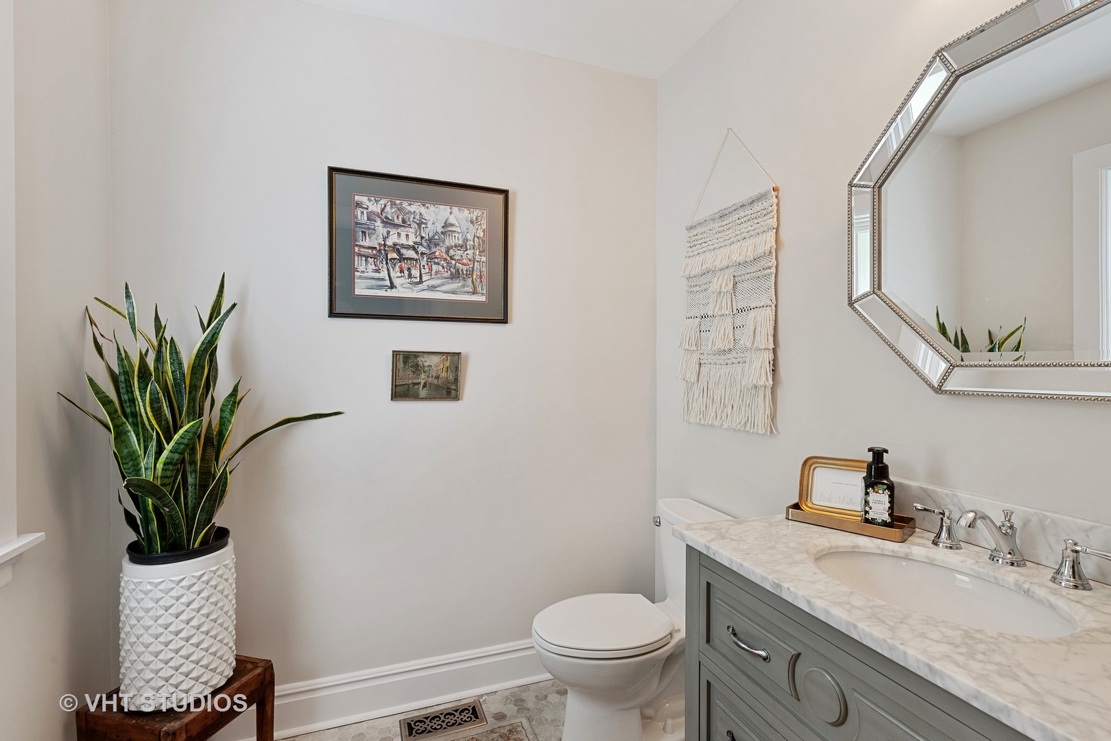 45 Longcommon Road Riverside, IL 60546 - Photo 19 of 46