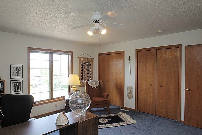 1927 Earl Road Iowa City, IA 52246 - Photo 15 of 25 Gallery Image 15