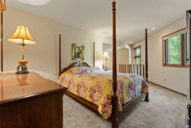 $900,000 | 14370 Highway 23, Granger, IN 46530