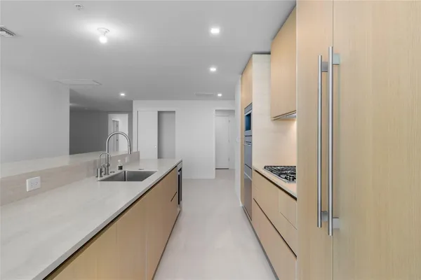 $3,295,000 | 900 North Ocean Boulevard, Unit 504, Pompano Beach, FL 33062