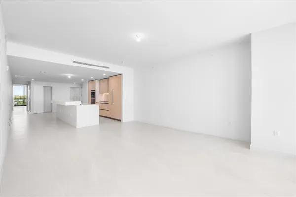 $3,295,000 | 900 North Ocean Boulevard, Unit 504, Pompano Beach, FL 33062