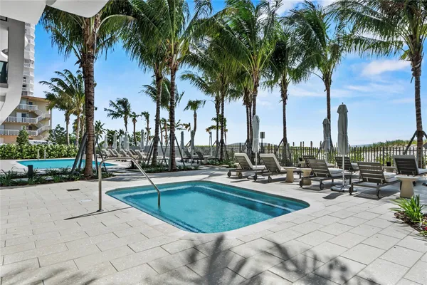 $3,295,000 | 900 North Ocean Boulevard, Unit 504, Pompano Beach, FL 33062