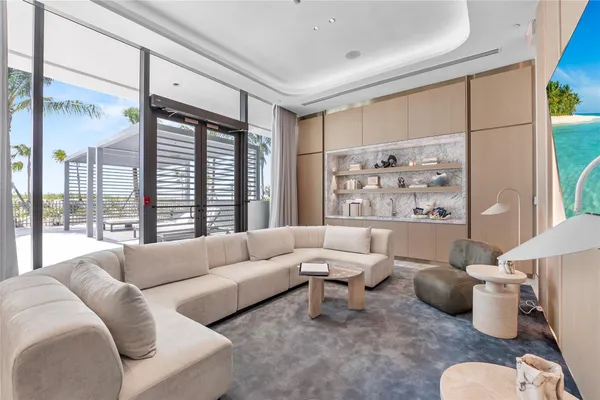 $3,295,000 | 900 North Ocean Boulevard, Unit 504, Pompano Beach, FL 33062