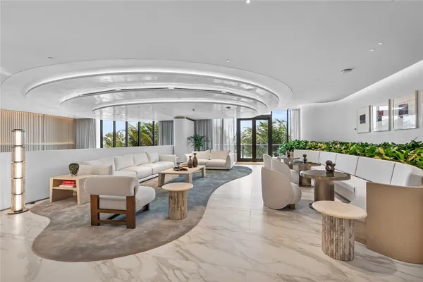 $3,295,000 | 900 North Ocean Boulevard, Unit 504, Pompano Beach, FL 33062