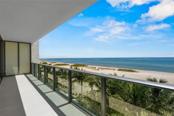 $3,295,000 | 900 North Ocean Boulevard, Unit 504, Pompano Beach, FL 33062