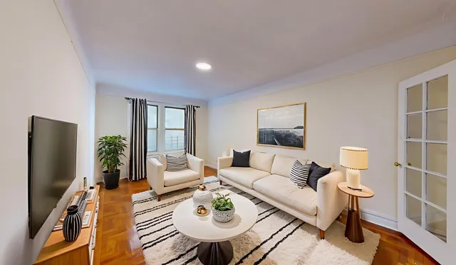 $3,700 | 156-08 Riverside Drive West, Unit 2G | Washington Heights