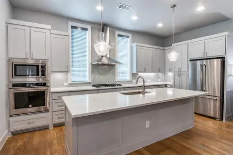 $425,000 | 4776 Asher Place, Dallas, TX 75204