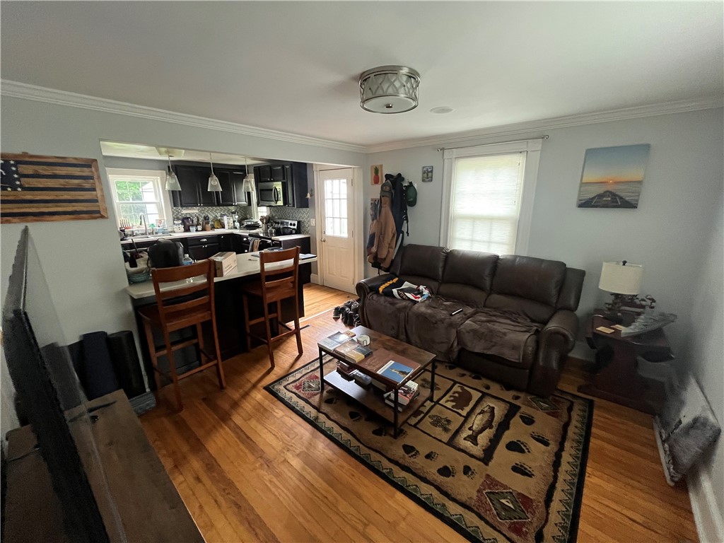 7 King Road Middletown, RI 02842 - Photo 8 of 25 Gallery Image 8