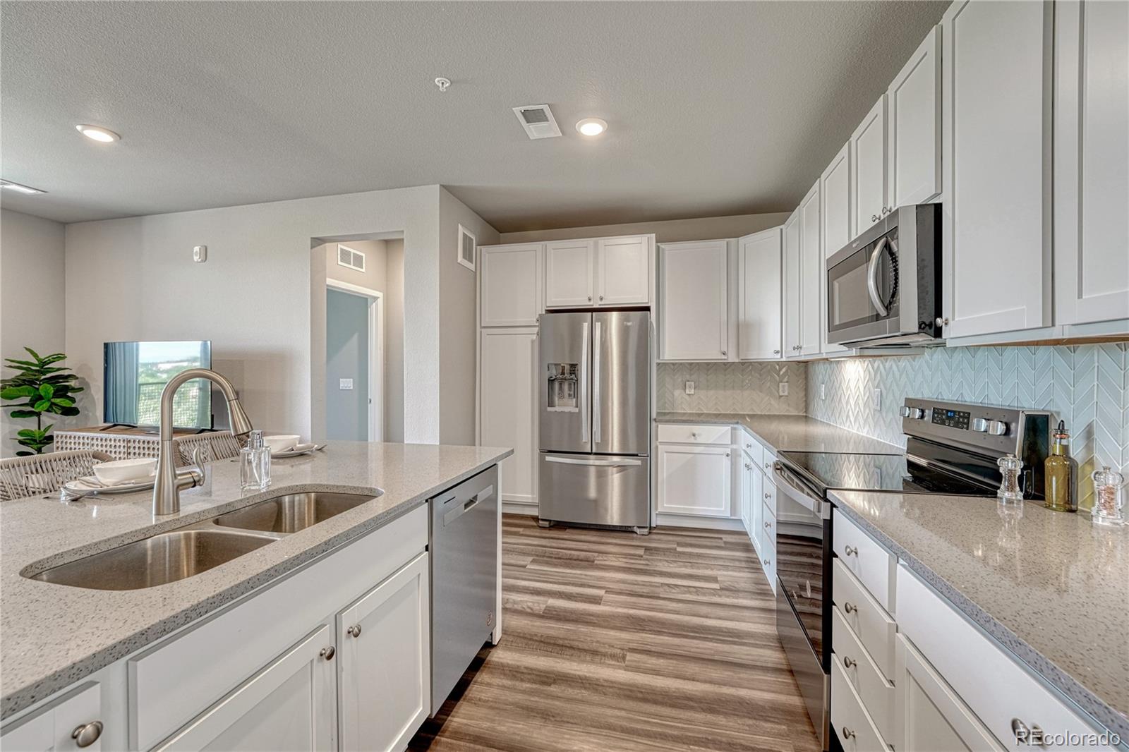 9291 Twenty Mile Road, Unit 408 Parker, CO 80134 - Photo 9 of 46