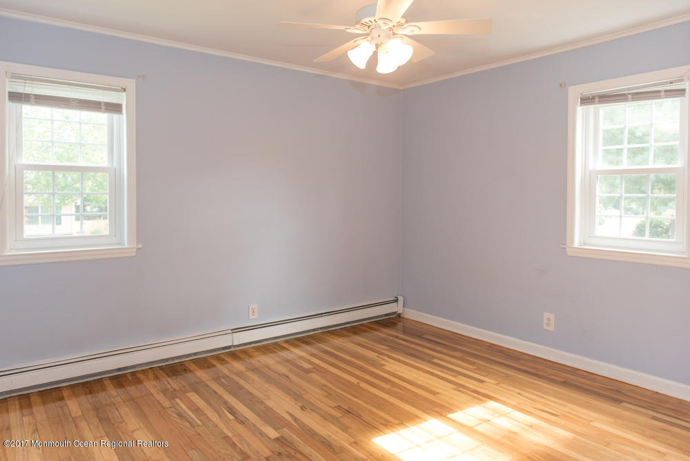 2507 Scott Road Wall, NJ 07719 - Photo 16 of 35 jt (20 of 39)