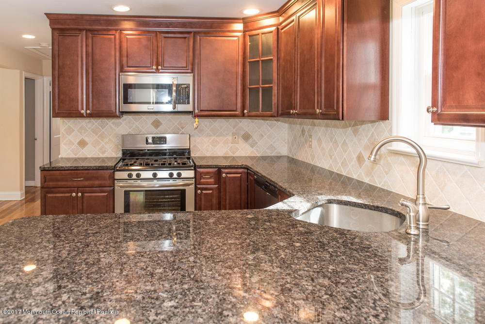 2507 Scott Road Wall, NJ 07719 - Photo 2 of 35 jt (39 of 39)