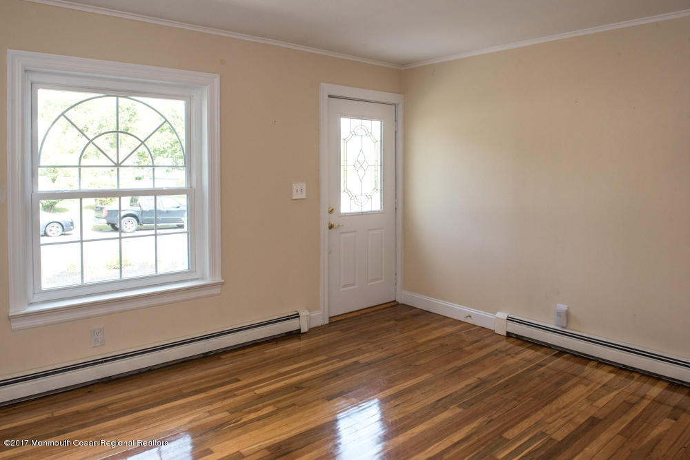 2507 Scott Road Wall, NJ 07719 - Photo 7 of 35 jt (25 of 39)