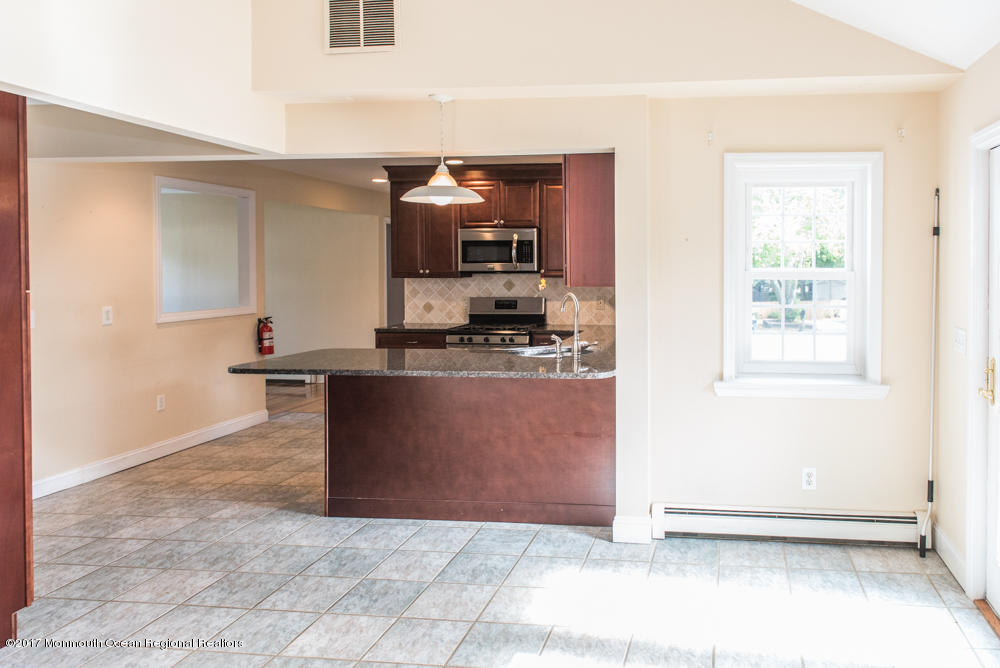 2507 Scott Road Wall, NJ 07719 - Photo 8 of 35 jt (38 of 39)