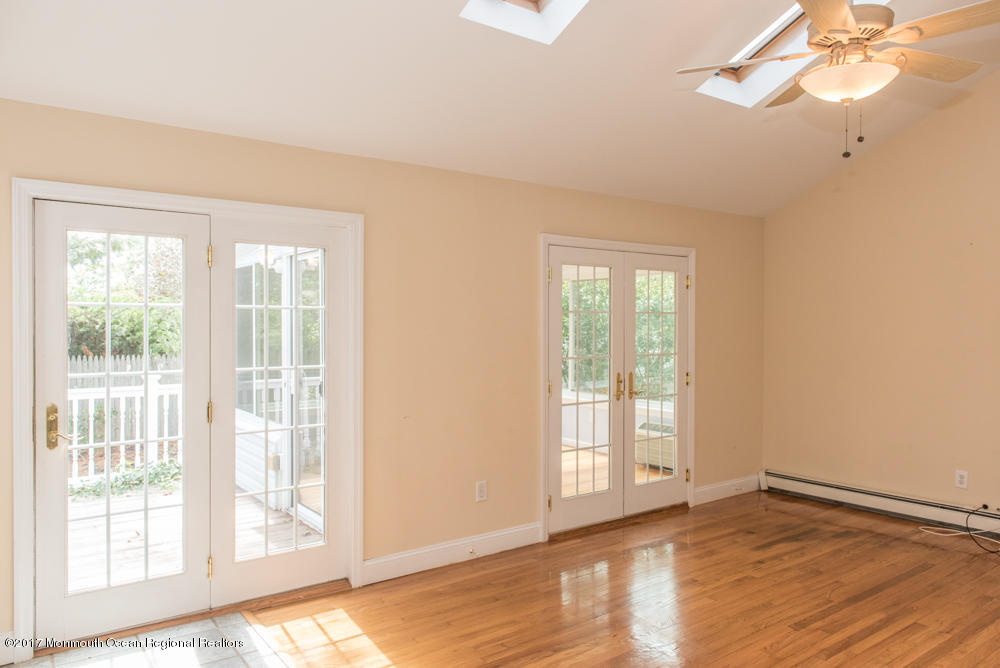 2507 Scott Road Wall, NJ 07719 - Photo 9 of 35 jt (16 of 39)