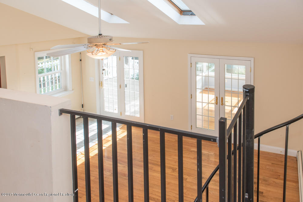 2507 Scott Road Wall, NJ 07719 - Photo 10 of 35 jt (17 of 39)