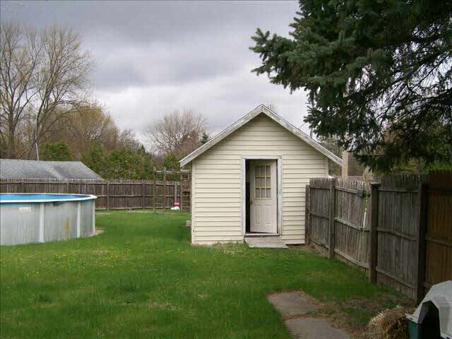 7730 Summerfield Road Lambertville, MI 48144 - Photo 11 of 12 20386782-10.JPG