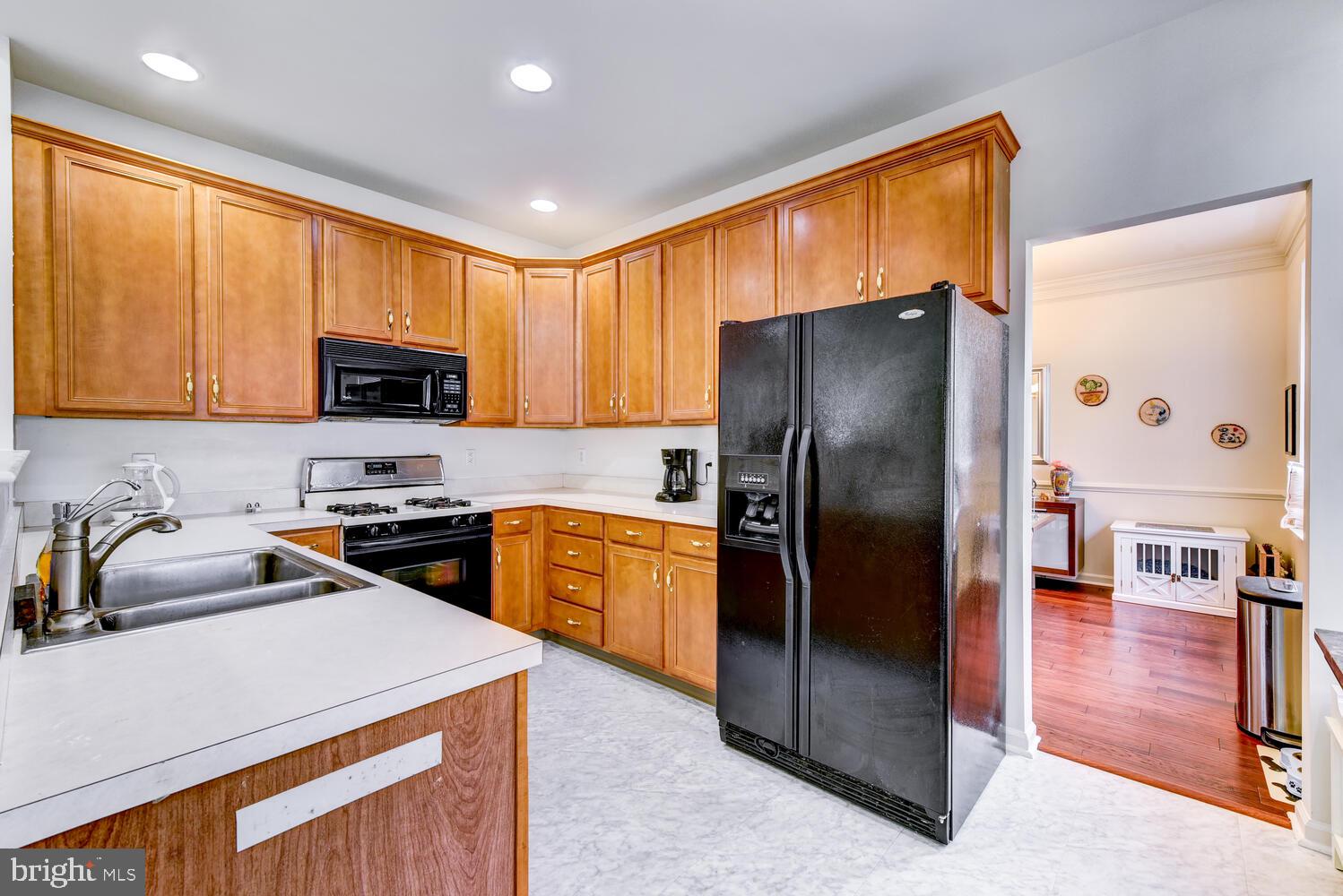 46 Brownstone Road Hightstown, NJ 08520 - Photo 14 of 28