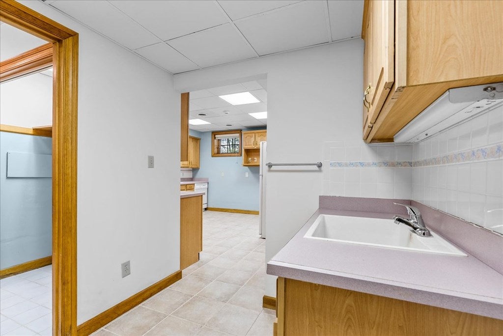 3095 State Shed Road Nathalie, VA 24577 - Photo 63 of 90 Butlers pantry, Basement apartment