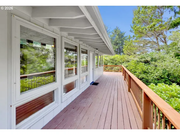 $479,000 | 113 Ridge Crest Road, Gleneden Beach, OR 97388