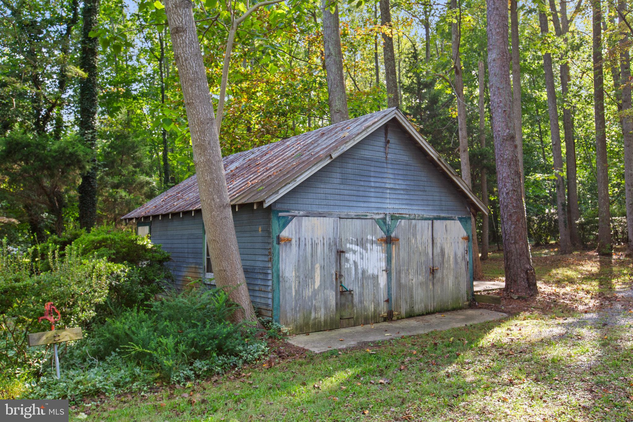 2237 Garrity Road St. Leonard, MD 20685 - Photo 32 of 63 Storage shed