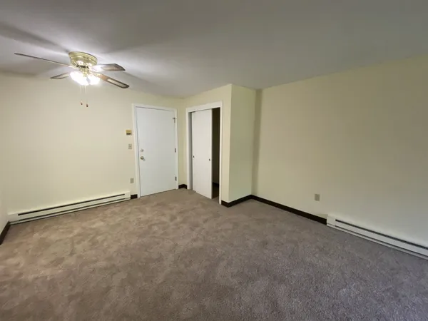 $1,899 | 133 Eastern Avenue, Unit 301, Manchester, NH 03104