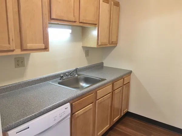 $1,899 | 133 Eastern Avenue, Unit 301, Manchester, NH 03104