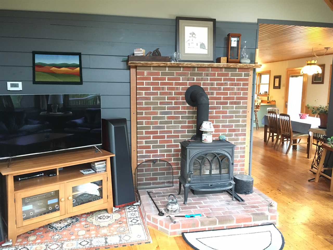 450 Old County Road North Deering, NH 03244 - Photo 12 of 37
