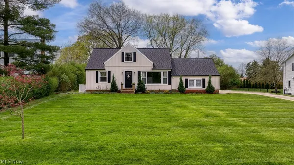 $635,000 | 132 Atterbury Boulevard, Hudson, OH 44236