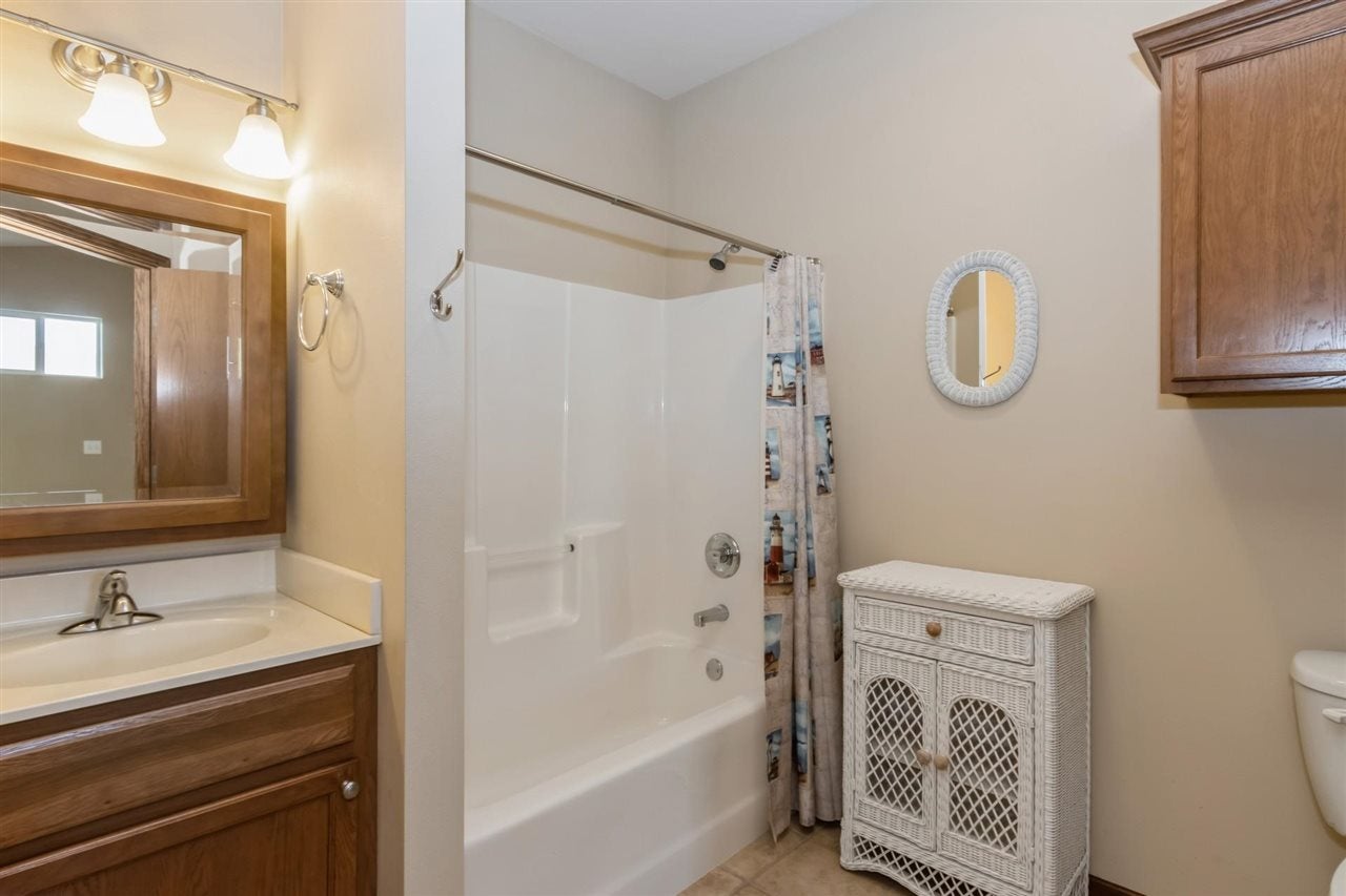 185 Ridge View Drive Fairfax, IA 52228 - Photo 16 of 25 Gallery Image 16
