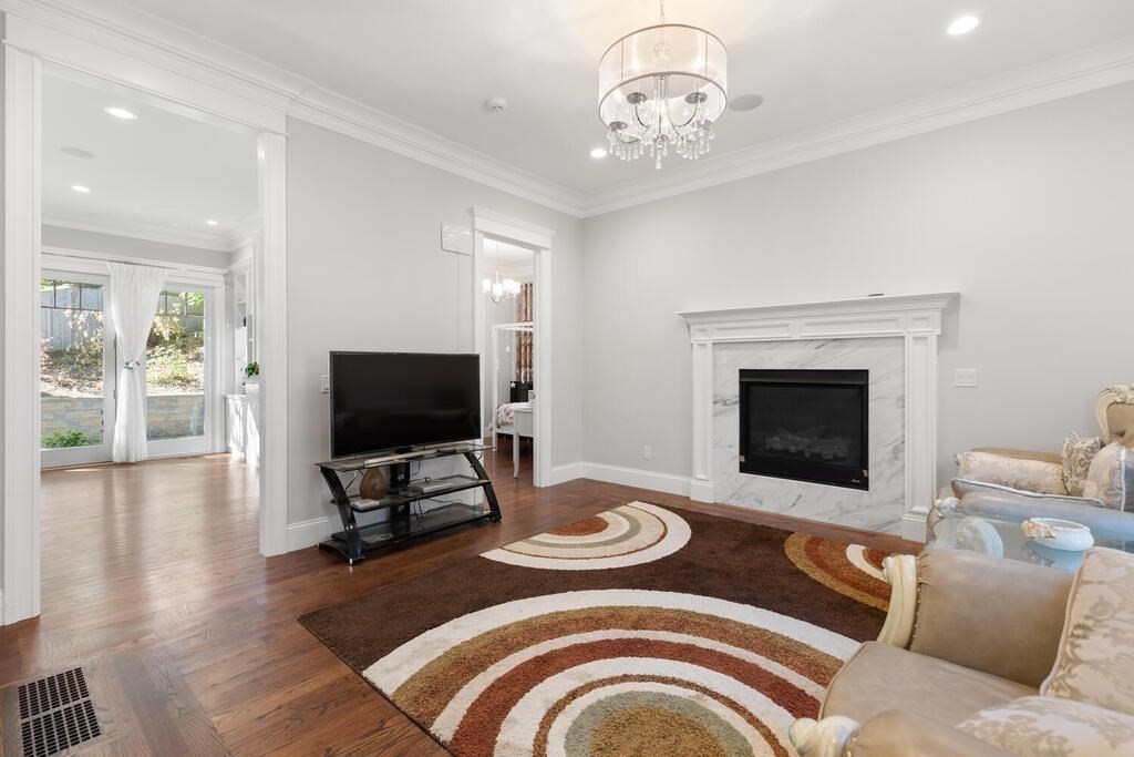 10 Fox Hill Road Newton, MA 02459 - Photo 22 of 24