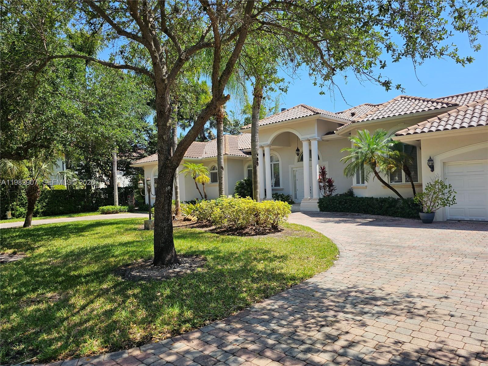 9503 Southwest 89th Place Miami, FL 33176 - Photo 2 of 23 Front view