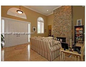 9503 Southwest 89th Place Miami, FL 33176 - Photo 5 of 23 Living room