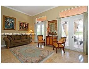 9503 Southwest 89th Place Miami, FL 33176 - Photo 6 of 23 living room