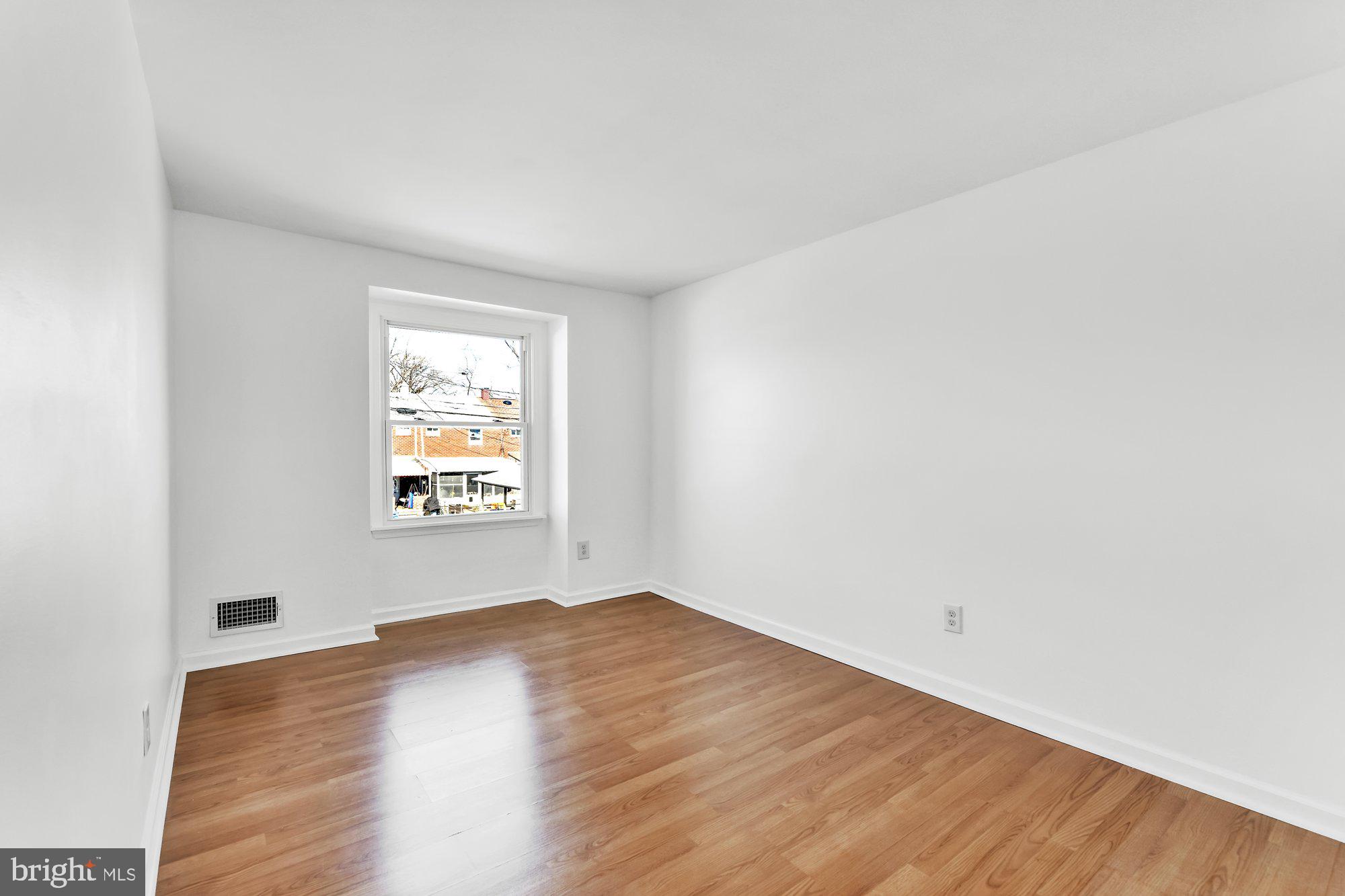 2131 Sunnythorn Road Baltimore, MD 21220 - Photo 18 of 33