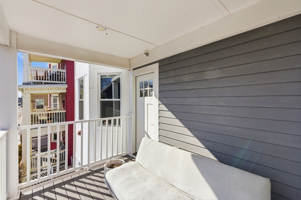 567 Park Street, Unit 2 Boston, MA 02124 - Photo 17 of 20 a view of balcony and deck