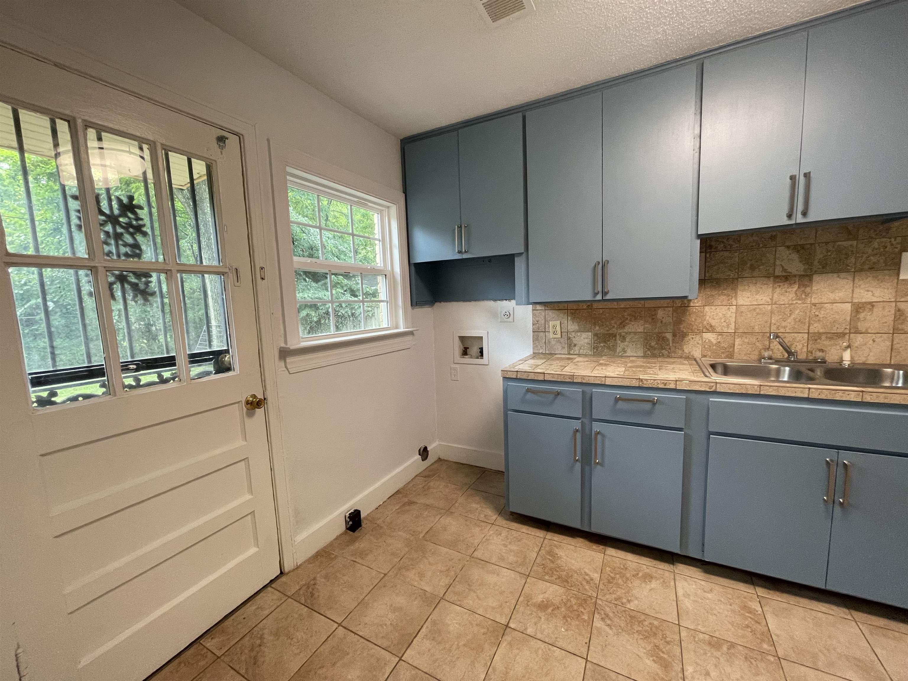 1106 Inman Road Memphis, TN 38111 - Photo 11 of 22 Gallery Image 11