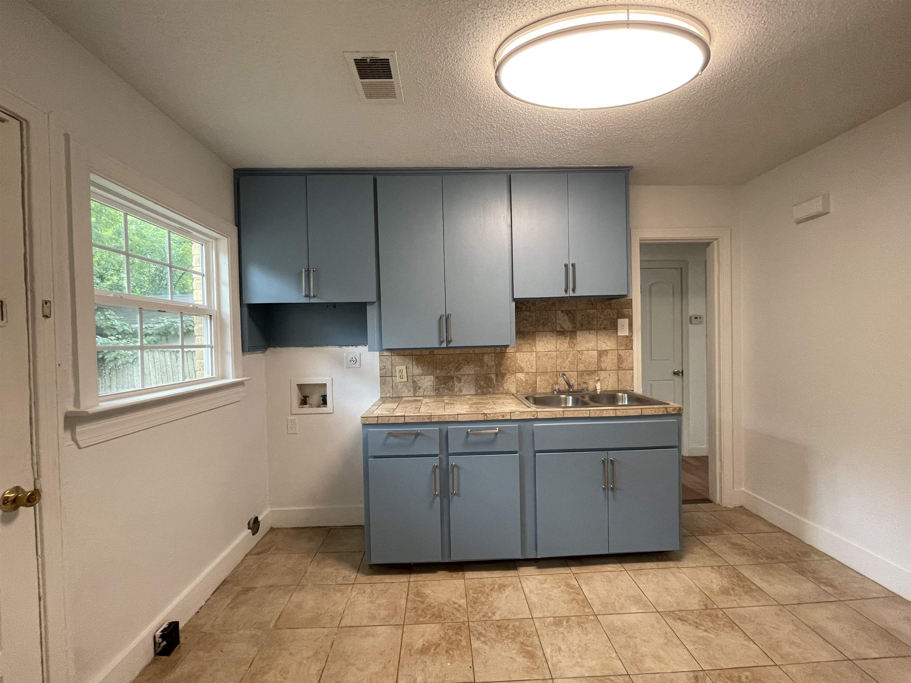 1106 Inman Road Memphis, TN 38111 - Photo 8 of 22 Gallery Image 8