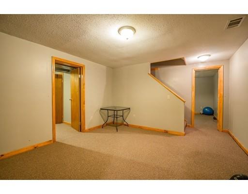 93 Mazarin Street Springfield, MA 01151 - Photo 23 of 30
